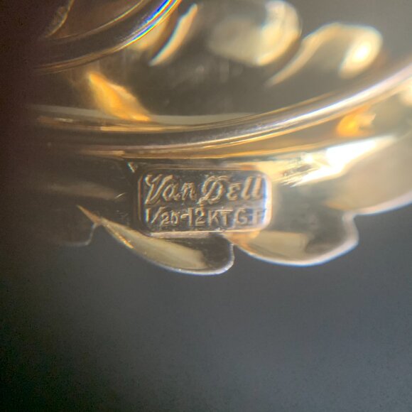 Van Dell Brooch - Picture 4 of 4